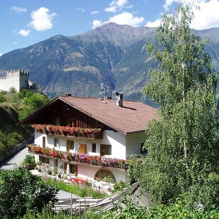 Schlosshof Zu Montani Morter Exterior photo